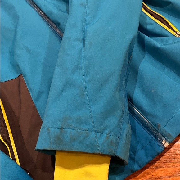 Spyder Men's Vibrant Blue Snow jacket size large - Picture 8 of 9